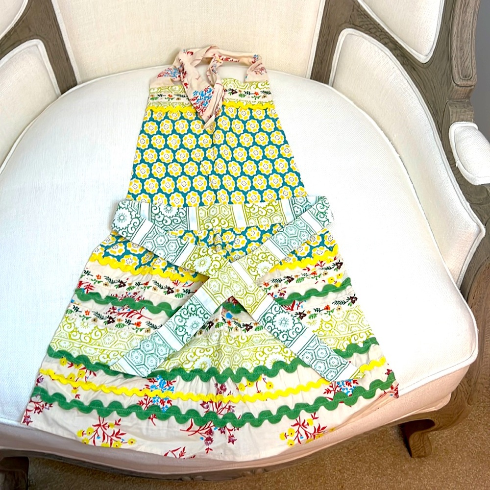 Cute Floral Apron & Bunny Decor